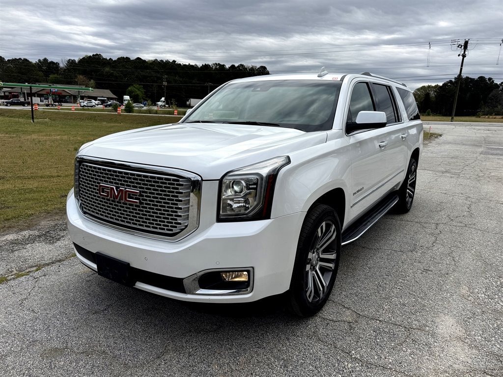 Used 2017 GMC Yukon XL Denali w/ Open Road Package AWD/4WD image 1