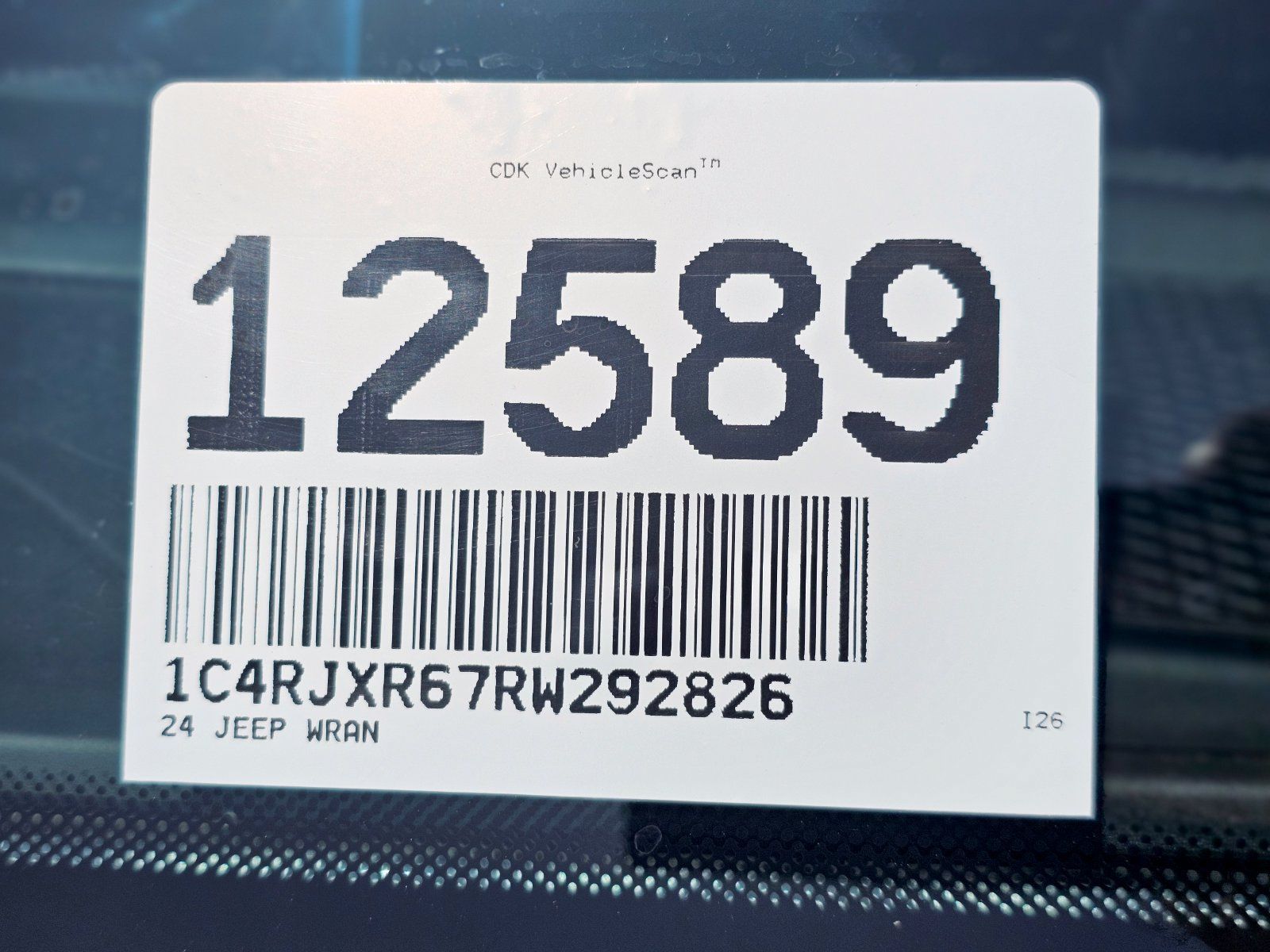 Used 2024 Jeep Wrangler Unlimited Rubicon 4xe AWD/4WD image 16