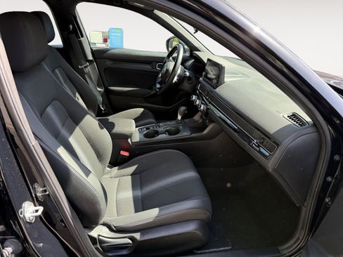 Used 2023 Honda Civic Sport image 19