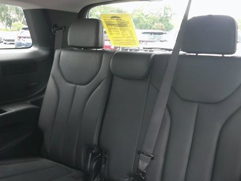 Certified 2022 Hyundai Palisade SEL w/ Premium Package image 9