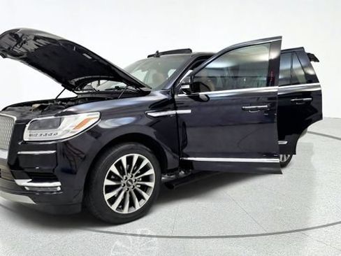 Used 2021 Lincoln Navigator Reserve AWD/4WD image 13