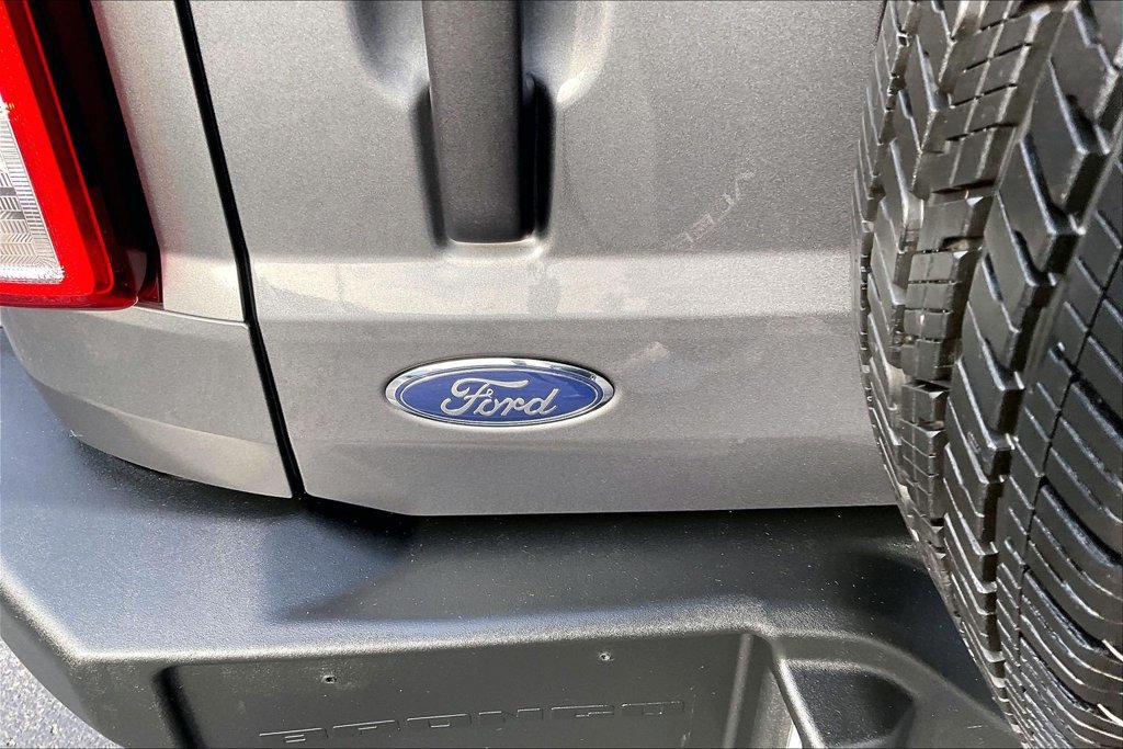 Used 2025 Ford Bronco 4-Door AWD/4WD image 7