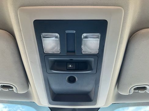 Used 2018 RAM 1500 Classic SLT image 24