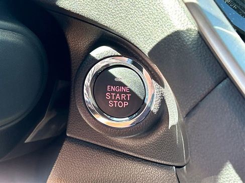 Certified 2025 Subaru Ascent Premium image 31