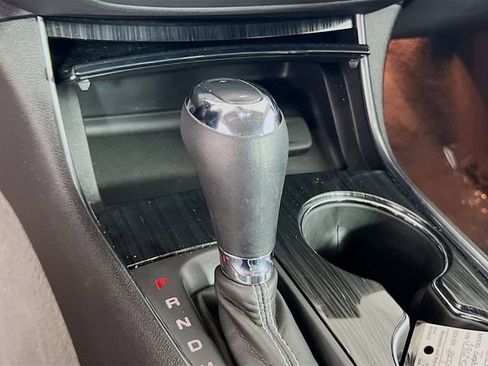 Used 2018 Chevrolet Impala LS FWD image 15