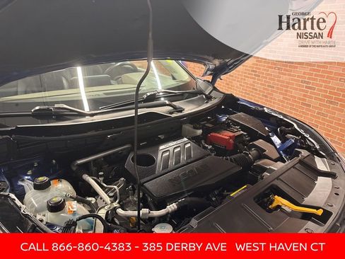 Certified 2023 Nissan Rogue Platinum image 58