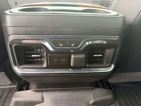 Used 2023 Chevrolet Silverado 2500 High Country AWD/4WD image 21
