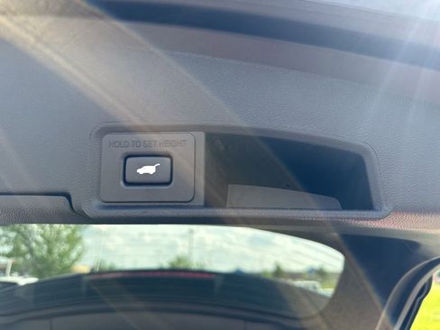 Used 2025 Acura RDX w/ Technology Package AWD/4WD image 12