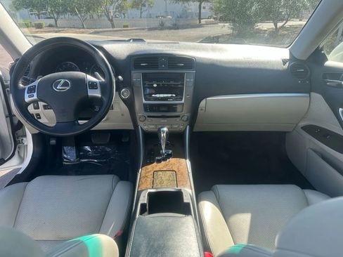Used 2013 Lexus IS 250 w/ Premium Pkg Value Edition RWD image 16