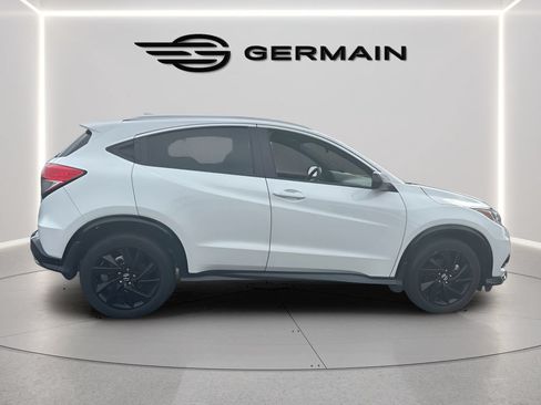 Used 2022 Honda HR-V Sport image 9