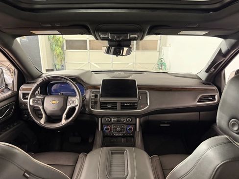 Used 2023 Chevrolet Tahoe Premier w/ Advanced Technology Package AWD/4WD image 33
