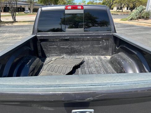Used 2015 RAM 1500 Outdoorsman RWD image 17
