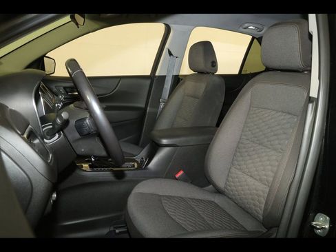 Used 2020 Chevrolet Equinox LT AWD/4WD image 21