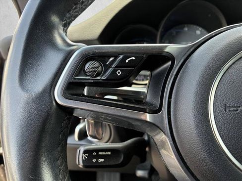 Used 2016 Porsche Macan S AWD/4WD image 15