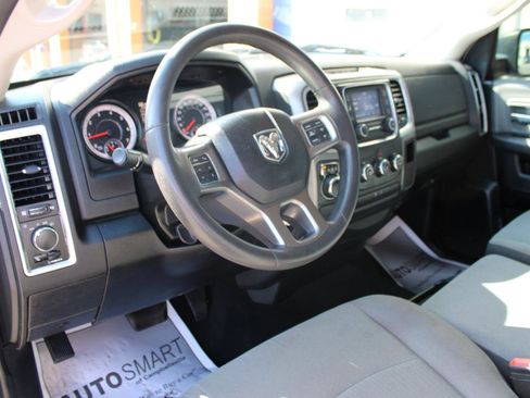 Used 2021 RAM 1500 Classic SLT RWD image 14