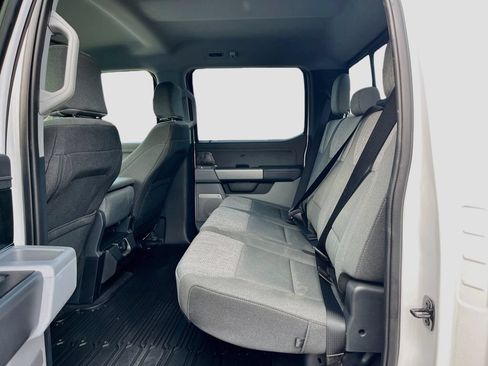 Used 2025 Ford F250 XLT w/ Black Appearance Package AWD/4WD image 25