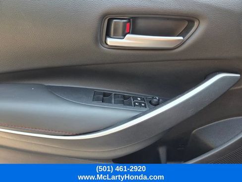 Used 2025 Toyota Corolla SE FWD image 31
