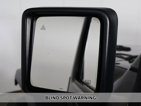 Used 2019 Jeep Wrangler Unlimited Sport S image 3