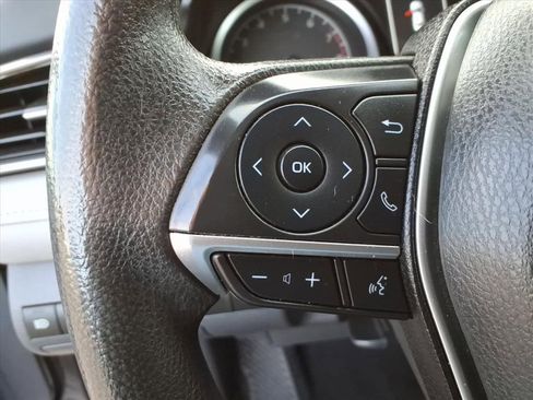 Used 2024 Toyota Camry LE image 19