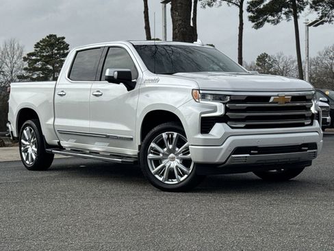 Used 2024 Chevrolet Silverado 1500 High Country w/ High Country Premium Package image 11