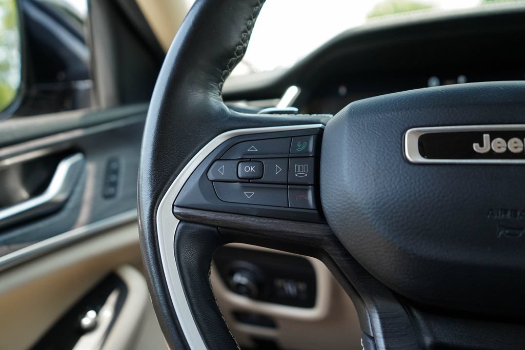 Used 2021 Jeep Grand Cherokee L Limited RWD image 31