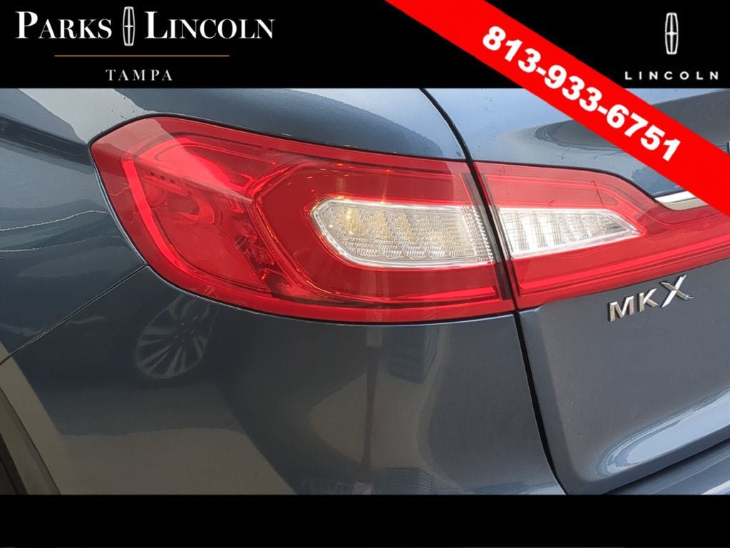 Used 2018 Lincoln MKX Reserve FWD image 13