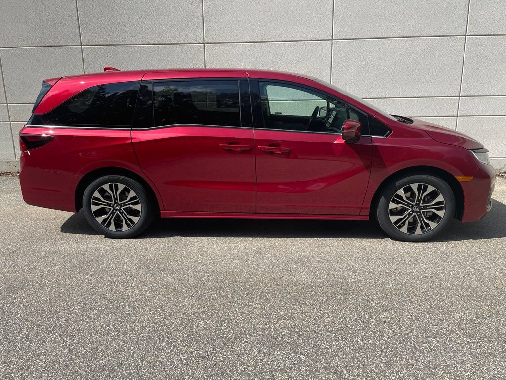 New 2027 Honda Odyssey Elite image 3