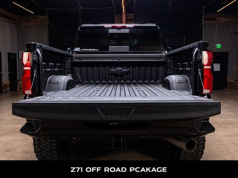 Used 2024 Chevrolet Silverado 2500 LTZ w/ LTZ Plus Package AWD/4WD image 9