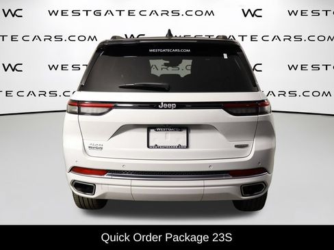 Used 2025 Jeep Grand Cherokee Summit AWD/4WD image 4