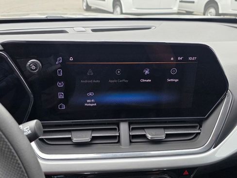 Used 2026 Chevrolet Trax LT FWD image 25
