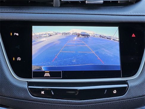 Used 2025 Cadillac XT5 Premium Luxury image 23