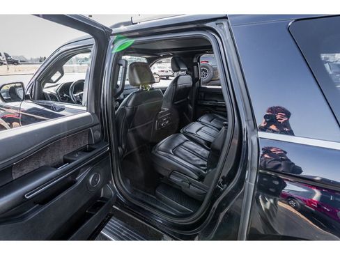 Used 2021 Ford Expedition Max Limited image 24