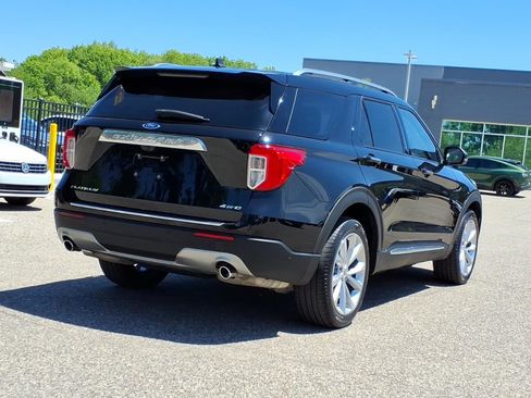 Used 2023 Ford Explorer Platinum w/ Technology Package AWD/4WD image 7