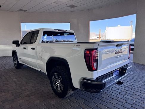 Used 2020 GMC Sierra 1500 4x4 Double Cab w/ Sierra Value Package image 3