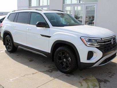 Used 2025 Volkswagen Atlas Peak Edition SE