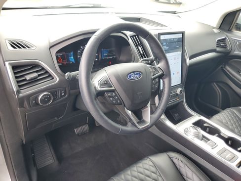 Used 2023 Ford Edge Titanium w/ Equipment Group 301A AWD/4WD image 13