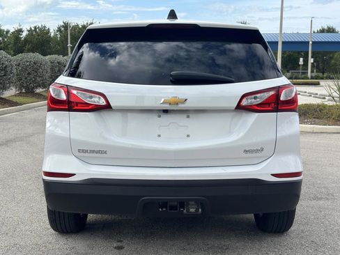 Used 2020 Chevrolet Equinox LS w/ LS Convenience Package image 12