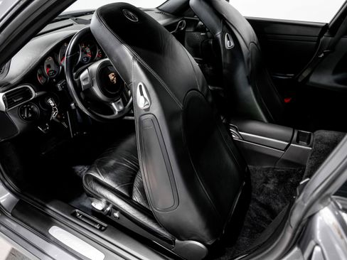 Used 2005 Porsche 911 Carrera S RWD image 20