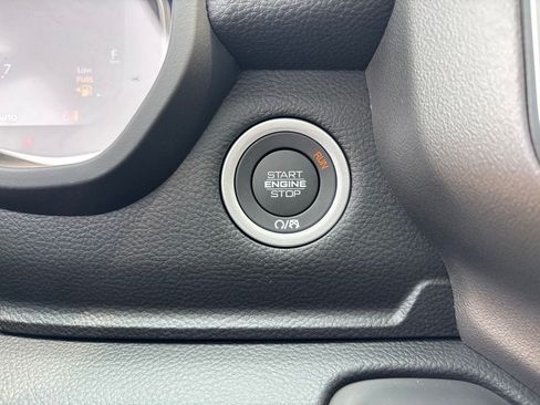 New 2026 RAM 1500 Big Horn AWD/4WD image 15