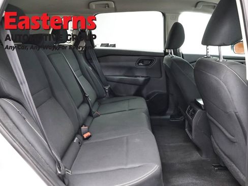 Used 2024 Nissan Rogue S AWD/4WD image 24