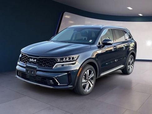 Certified 2023 Kia Sorento EX AWD/4WD image 1