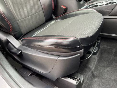 Used 2024 Ford Escape ST-Line w/ Tech Pack #1 AWD/4WD image 37
