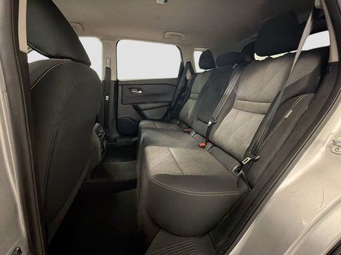 Used 2025 Nissan Rogue SV FWD image 25