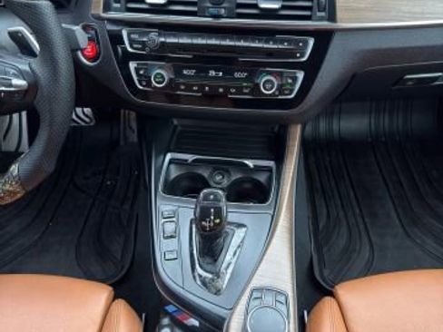 Used 2018 BMW M240i xDrive Coupe image 27