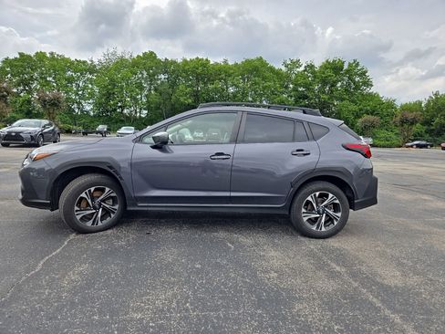 Used 2024 Subaru Crosstrek 2.0i Premium w/ Crosstrek Mirror Package AWD/4WD image 9