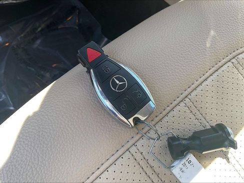 Used 2018 Mercedes-Benz GLE 350 4MATIC w/ Premium 1 Package image 18