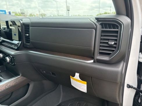 New 2026 GMC Sierra 1500 SLT w/ SLT Convenience Package AWD/4WD image 55