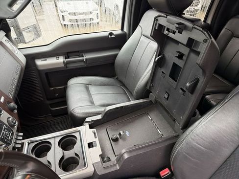 Used 2016 Ford F250 Lariat w/ Lariat Ultimate Package image 23