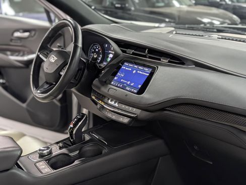 Used 2021 Cadillac XT4 Sport image 27