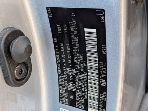 Used 2024 Toyota Corolla Cross XLE w/ Convenience Package image 18